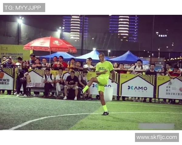 足球迷热爱之旅 全球球星精彩瞬间与激情赛场回顾视频合集